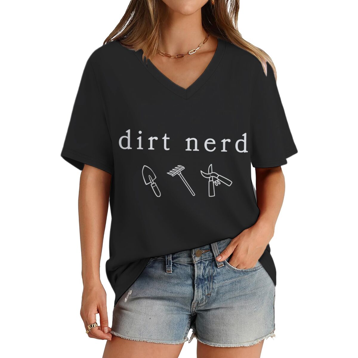 Gardening Tools Vintage - ダートナードガーデニングツール植物愛好家グラフィックTシャツファッションレディース半袖VネックトップスヴィンテージプラントママカジュアルTシャツ
