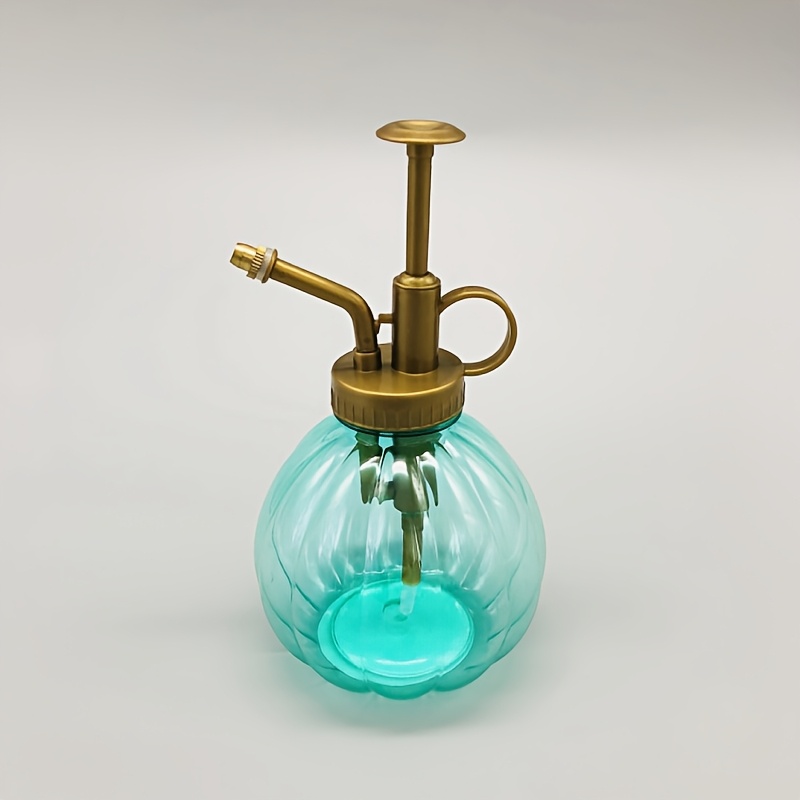 家庭用プラスチック製スプレーボトル＆小型ヴィンテージ風カボチ - Gardening Tools Vintage のレビューと価格